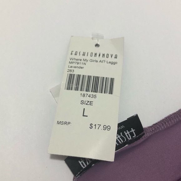 Fashion Nova“Where My Girls At?” Leggings Lavender - Picture 5 of 6
